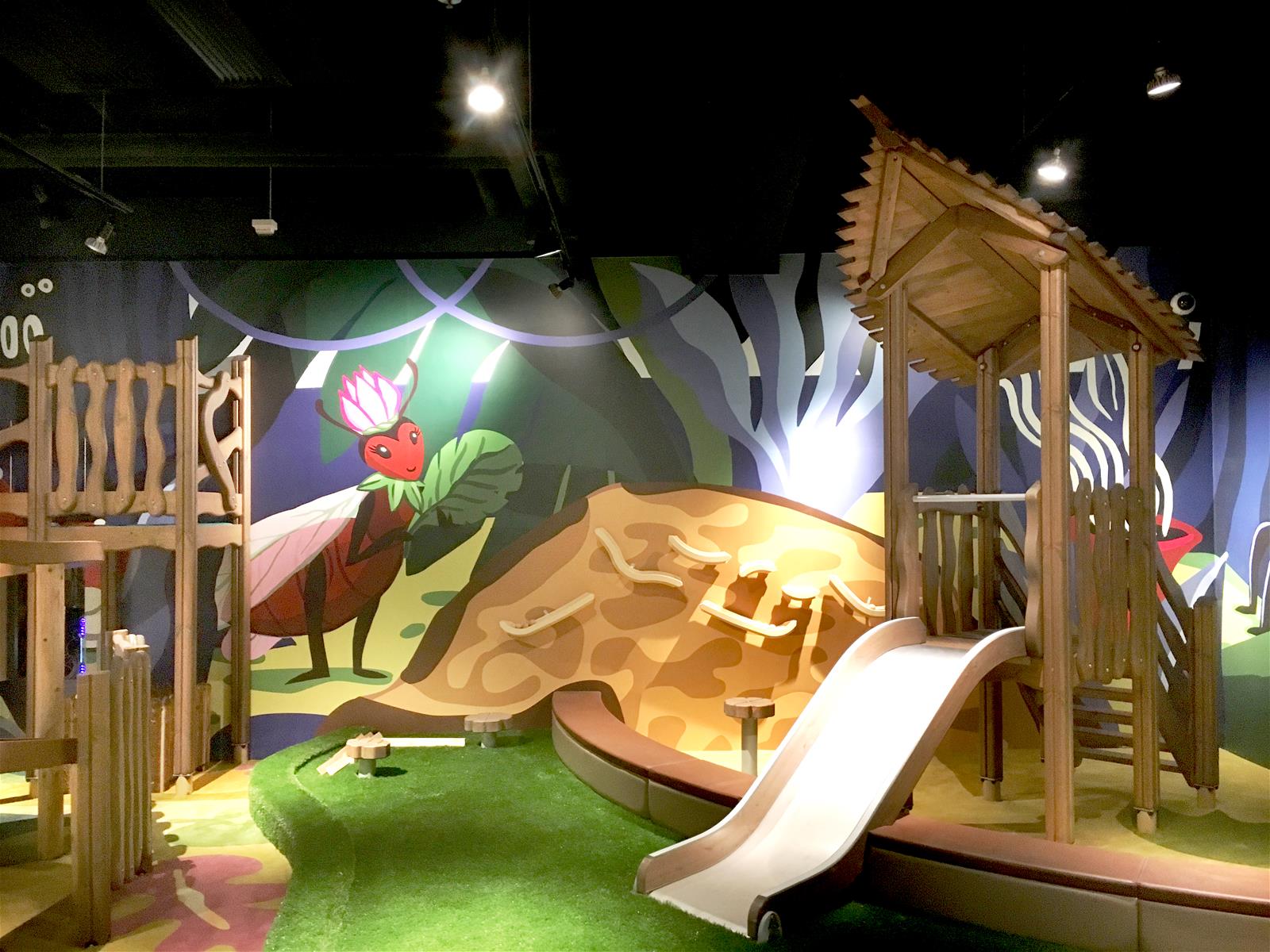 indoor jungle playground